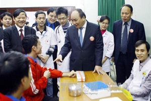 Ngày hội “Chủ Nhật Đỏ” - hiến máu tình nguyện lần thứ 8