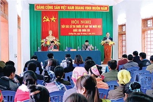 Đoàn đại biểu Quốc hội tỉnh tiếp xúc cử tri xã Chiềng Yên