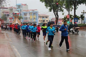  Thành phố: Lễ phát động "Ngày chạy Olympic- Vì sức khỏe toàn dân" năm 2016