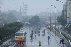 Bắc Bộ, Bắc Trung Bộ và Tây Nguyên đề phòng tố lốc, mưa đá, gió giật mạnh về đêm