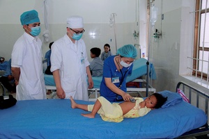 Tăng viện phí - người dân tham gia BHYT có được hưởng lợi?
