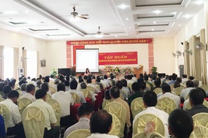 Tập huấn “Kỹ năng công tác xã hội và chăm sóc mắt cho người cao tuổi