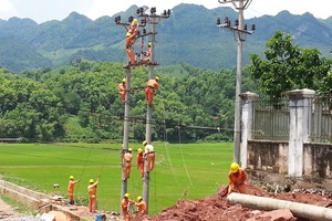Phát triển điện lực đáp ứng tăng trưởng kinh tế - xã hội