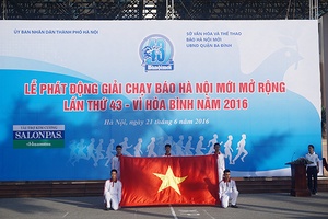 Phát động Giải chạy Báo Hànội mới mở rộng lần thứ 43 – Vì hòa bình năm 2016