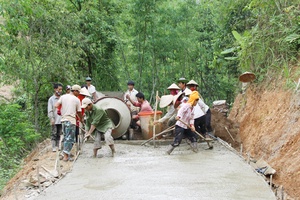 Xây dựng giao thông, tạo diện mạo mới cho nông thôn