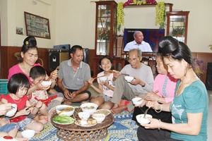 Xây dựng gia đình ấm no, hạnh phúc