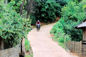 Đường về Nà Men