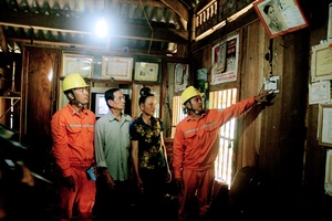Hiệu quả các dự án cung cấp điện lưới quốc gia