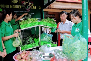 HTX nông nghiệp xanh 26-3:  Khai trương Gian hàng Xanh số 1