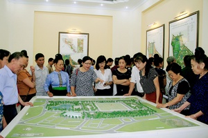 Thành phố:Trưng bày lấy ý kiến nhân dân về điều chỉnh Quy hoạch khu đô thị mới; Lấy ý kiến Quy hoạch chi tiết xây dựng Khu trung tâm TDTT tỉnh