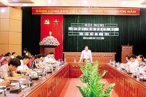 Hội nghị triển khai cấp giấy chứng nhận quyền sử dụng đất lần đầu cho các hộ gia đình, cá nhân