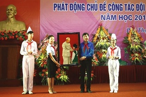 Phát động chủ đề công tác Đội và phong trào thiếu nhi năm học 2016 – 2017