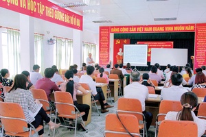 Công đoàn ngành NN và PTNT: Hơn 100 cán bộ được tập huấn nghiệp vụ công tác công đoàn