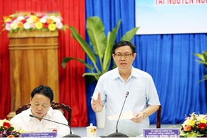 Phó Thủ tướng Vương Đình Huệ chủ trì Hội nghị về thích ứng biến đổi khí hậu