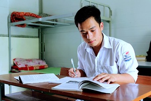 Vượt khó học giỏi