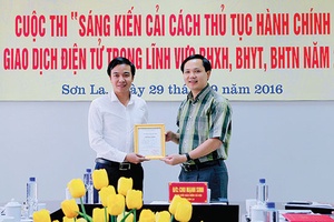 Trao giải Cuộc thi “Sáng kiến cải cách thủ tục hành chính và giao dịch điện tử trong lĩnh vực BHXH, BHYT, BHTN”