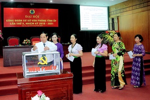 CĐCS Văn phòng tỉnh ủy: 5 năm liền đạt công đoàn cơ sở vững mạnh xuất sắc