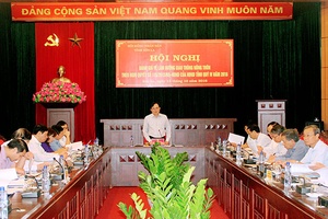 Hội nghị đánh giá chương trình làm đường giao thông nông thôn