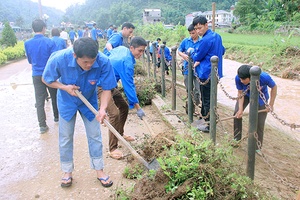 Xây dựng tổ chức Hội vững mạnh, rộng khắp, hướng phong trào về cơ sở