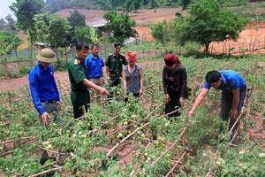 Hội phụ nữ Mường Lạn phối hợp tuyên truyền bảo vệ an ninh biên giới