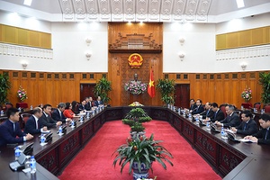 Thủ tướng Nguyễn Xuân Phúc tiếp lãnh đạo các Tập đoàn kinh tế Trung Quốc