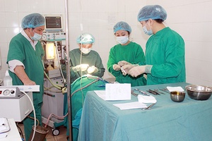 Bệnh viện Răng hàm mặt Trung ương Hà Nội Chuyển giao kỹ thuật điều trị phẫu thuật khe hở môi và khe hở vòm miệng