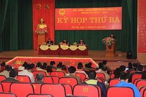 Kỳ họp thứ 3, HĐND huyện Sốp Cộp, Sông Mã, Mường La (nhiệm kỳ 2016-2021)