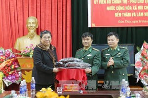 Phát huy truyền thống cách mạng, xây dựng Cao Bằng ngày càng giàu đẹp