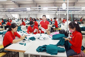 Phát triển công nghiệp - tạo bước đột phá về kinh tế