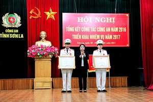 Tổng kết công tác Công an năm 2016, triển khai nhiệm vụ năm 2017