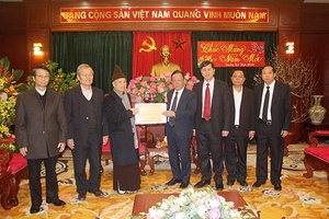 Ban Trị sự Giáo hội phật giáo Việt Nam tỉnh Sơn La chúc tết tỉnh ta