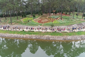 Giải Marathon đường mòn Việt Nam 2019:  Những bước chạy của tình đoàn kết