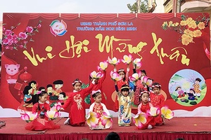 Trường mầm non Bình Minh: Vui hội mừng Xuân