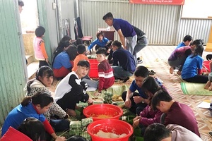 Trẻ mồ côi không cô đơn