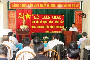 Lễ bàn giao đưa vào sử dụng công trình cấp nước sinh hoạt liên bản xã Chiềng La