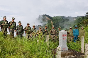 Xây dựng và bảo vệ vững chắc chủ quyền lãnh thổ, biên giới thiêng liêng của Tổ quốc