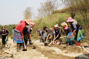 Xã Ngọc Chiến: Thi công tuyến đường liên bản Lọng Cang -  Phiêng Cứu - Pu Khôn