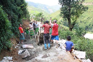 Xím Vàng: Nhân dân góp gần 500 triệu đồng làm đường giao thông nông thôn