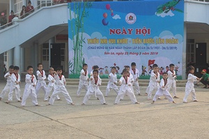 Ngày hội “Thiếu nhi vui khỏe - tiến bước lên Đoàn”