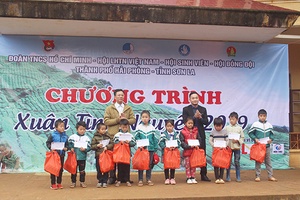 Tự hào tiếp bước truyền thống