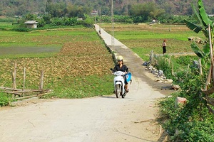 “Ngày về cơ sở xây dựng nông thôn mới” ở Tông Lạnh