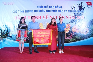 “Hành trình về nguồn” năm 2019 của tuổi trẻ báo Đảng các tỉnh trung du, miền núi phía Bắc