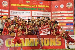 Thắng Thái Lan, đội Việt Nam vô địch Giải bóng đá U19 Quốc tế 2019