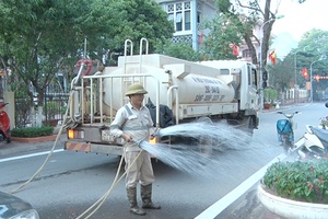 Thành phố: Chỉnh trang đô thị đón ngày lễ lớn