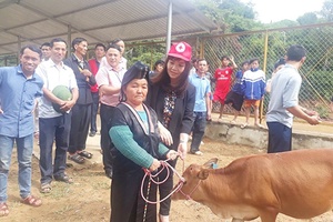 “Đồng hành cùng phụ nữ biên cương”