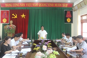 Đồng chí Phó Chủ tịch UBND tỉnh làm việc với Sở Giáo dục và Đào tạo