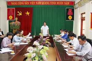 Đồng chí Phó Chủ tịch UBND tỉnh kiểm tra công tác tổ chức thi THPT Quốc gia tại Sở Giáo dục – Đào tạo