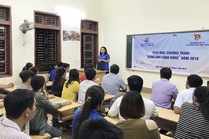 Huyện Đoàn Mộc Châu: Khai giảng 3 lớp tiếng Anh cộng đồng năm 2019