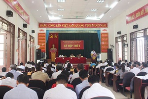 Kỳ họp lần thứ 8, HĐND huyện Mai Sơn khóa XX, nhiệm kỳ 2016-2021