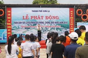 Phát động toàn dân tập luyện môn bơi, phòng chống đuối nước năm 2019